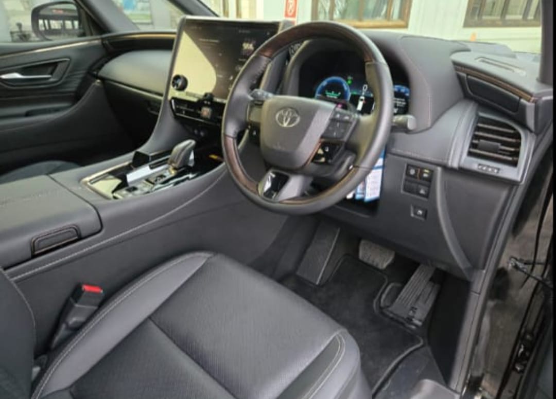 2024 Toyota Alphard Hybrid 2024 Toyota Alphard Hybrid