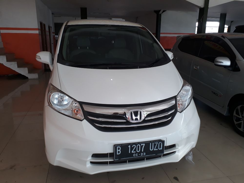 Dapatkan Informasi Harga Penjual Mobil Bekas Honda Freed 09 16 4815 Zigwheels