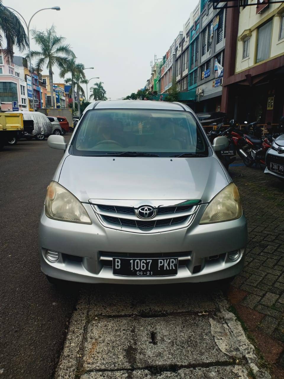 Harga OTR Toyota Calya di Jakarta Pusat - Lihat Simulasi ...