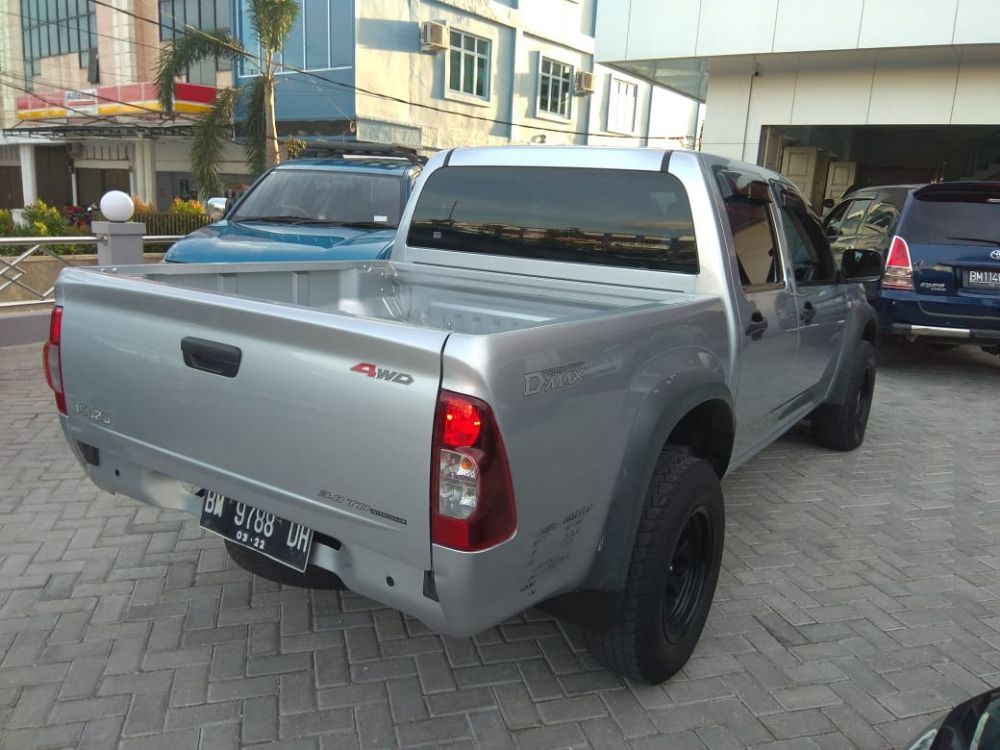 Used 2012 Isuzu D Max  Double Cab 2.5 VGS  MT Double Cab 2.5 VGS  MT for sale