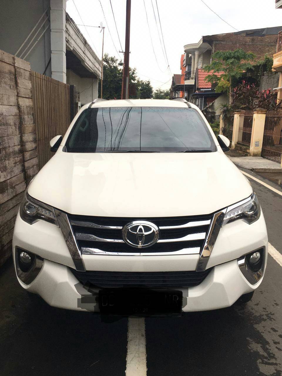 Harga OTR Toyota Kijang Innova di Makassar - Simulasi Kredit Cicilan 