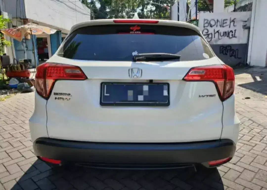 Dijual 2015 Honda HRV 1.5L E CVT 1.5L E CVT Bekas