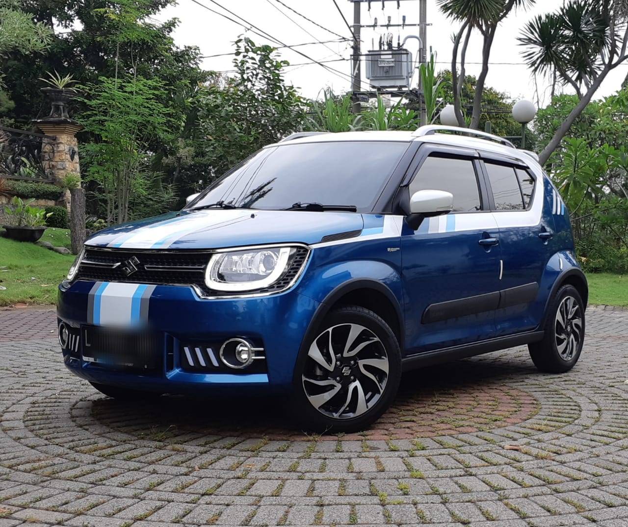  Harga OTR KIA Picanto di Surabaya - Lihat Simulasi Kredit DP Cicilan 