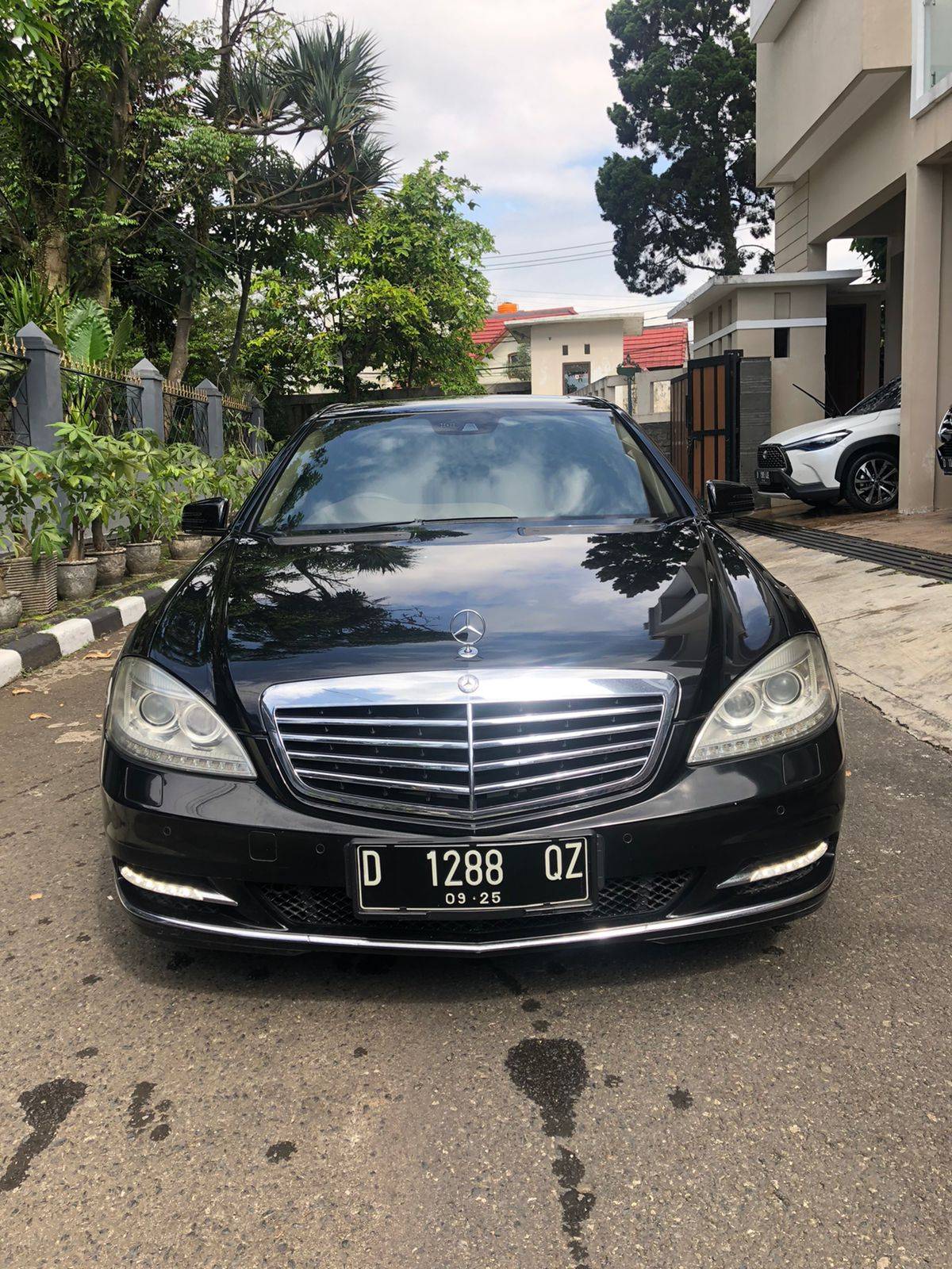 Used 2010 Mercedes Benz S-Class  s300 s300 for sale