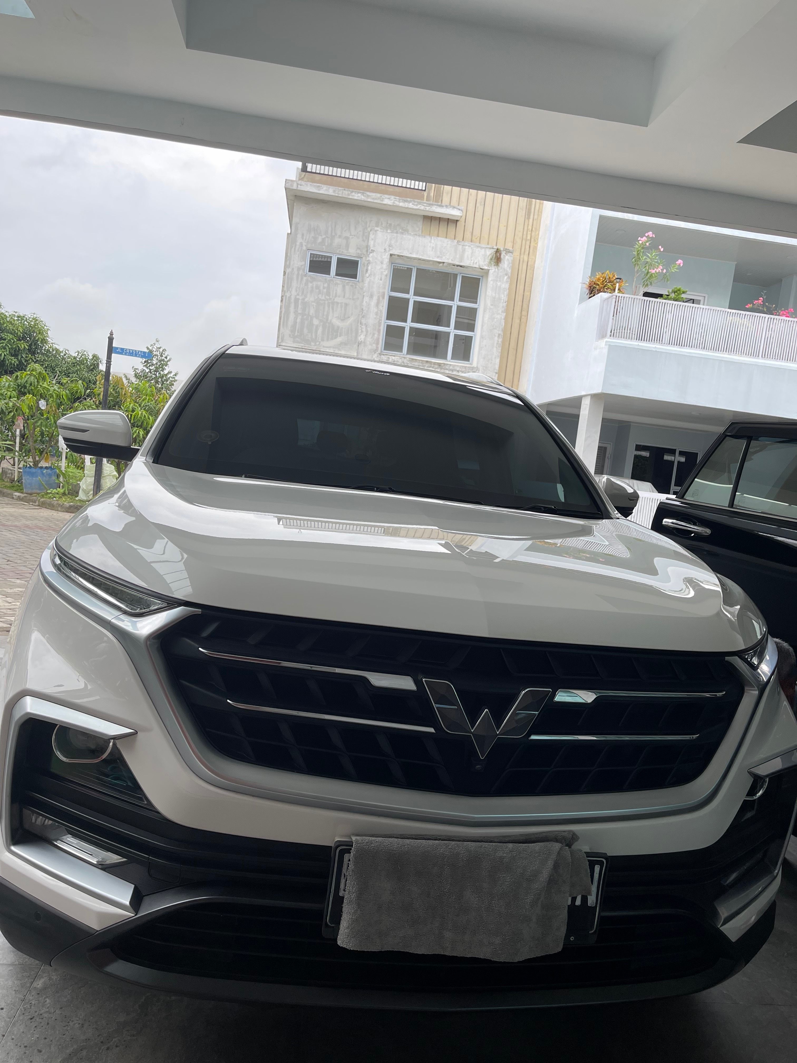 2019 Wuling Almaz 1.5 TURBO LUX AT 1.5 TURBO LUX AT bekas