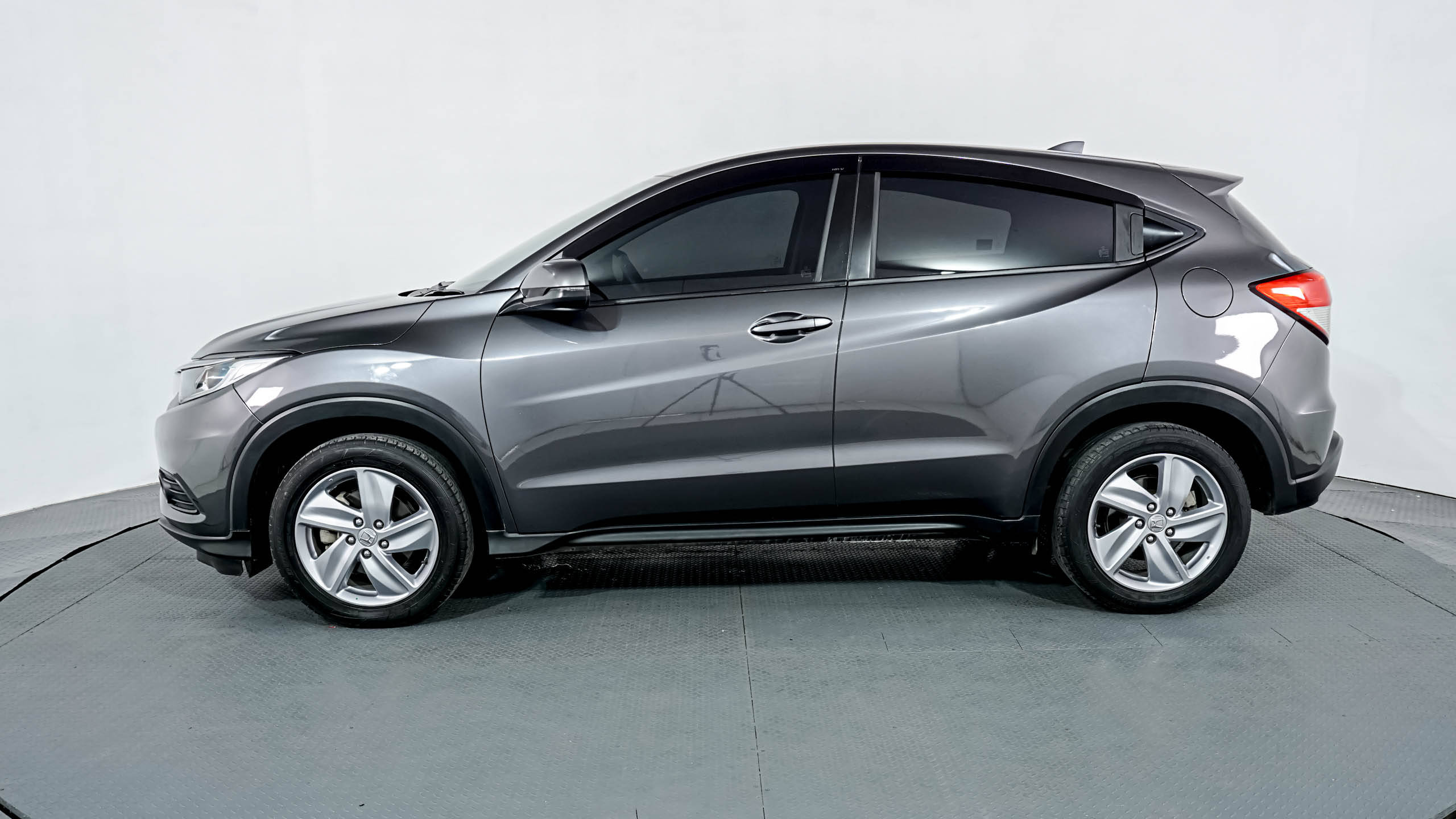 Old 2018 Honda HRV  1.5 S AT 1.5 S AT