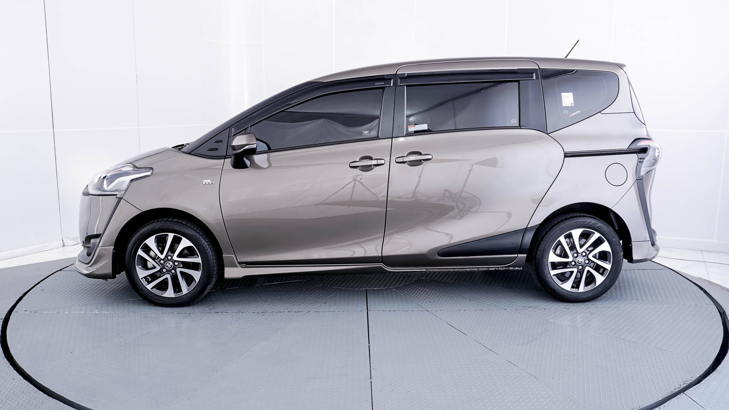 2018 Toyota Sienta 1.5L Q AT 1.5L Q AT tua