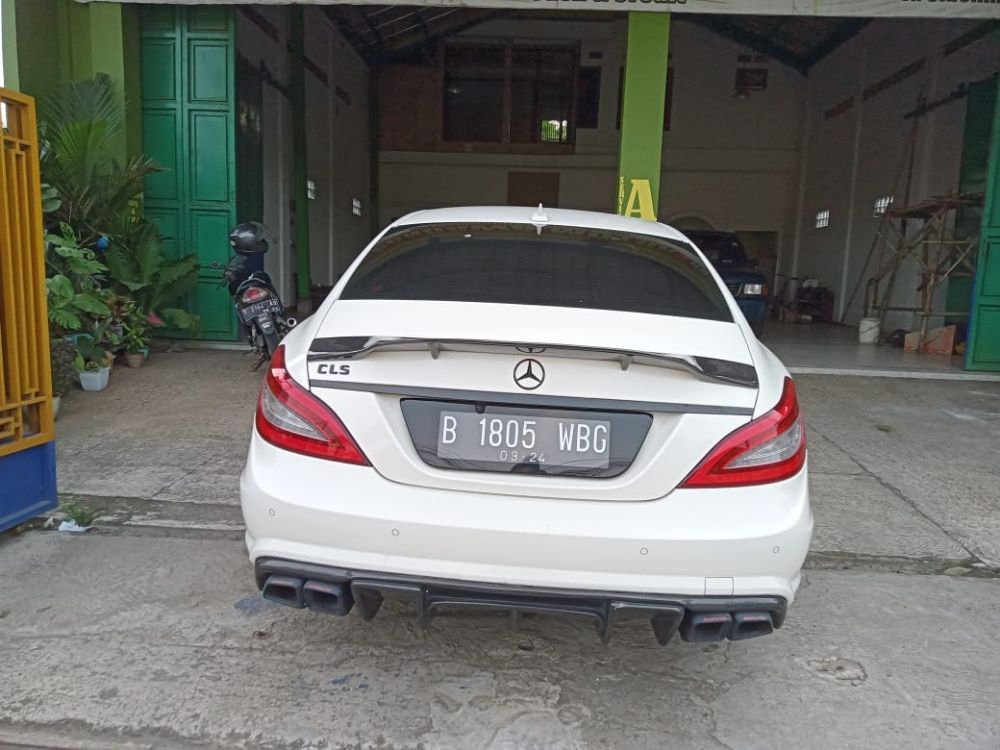 Used 2012 Mercedes Benz CLS-Class 350 AMG 2.0 AT CBU 350 AMG 2.0 AT CBU for sale