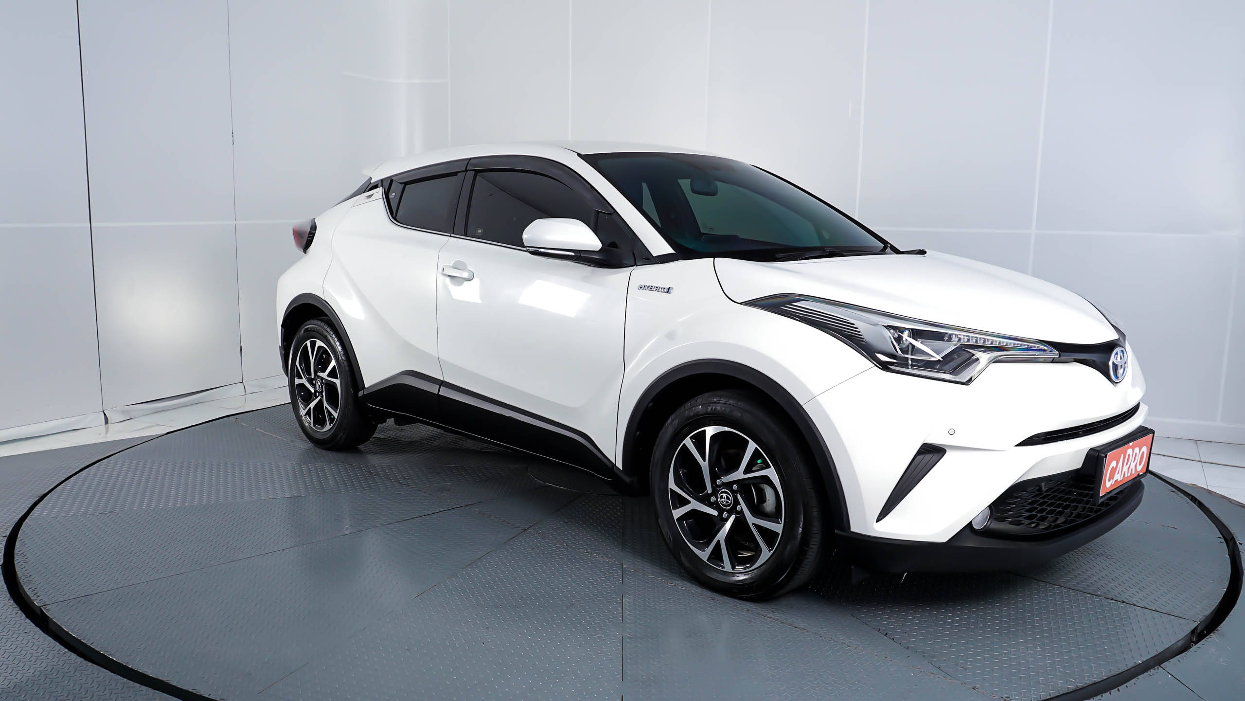 2019 Toyota CHR Hybrid 1.8L 1.8L bekas