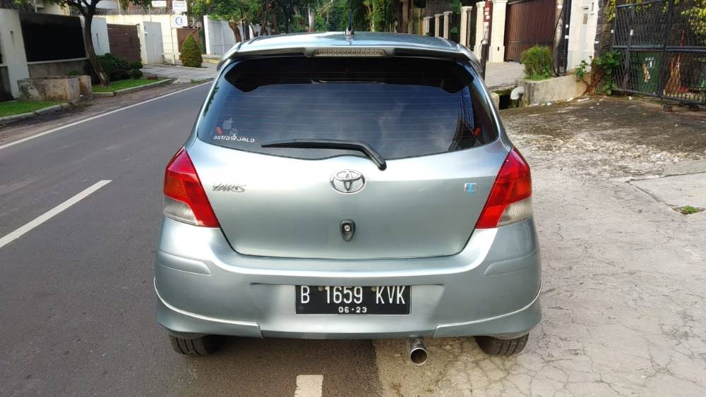 Dijual 2010 Toyota Yaris  E AT E AT Bekas