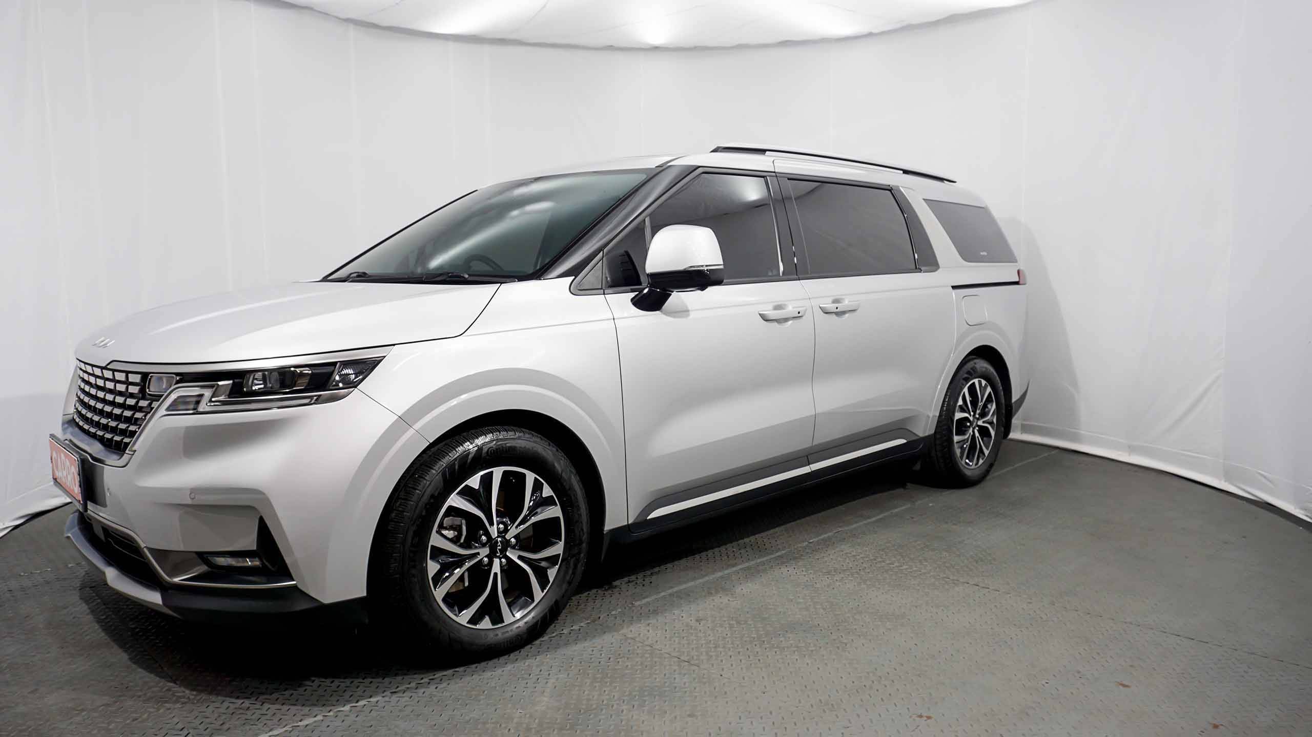 Old 2021 Kia Carnival Diesel AT Diesel AT