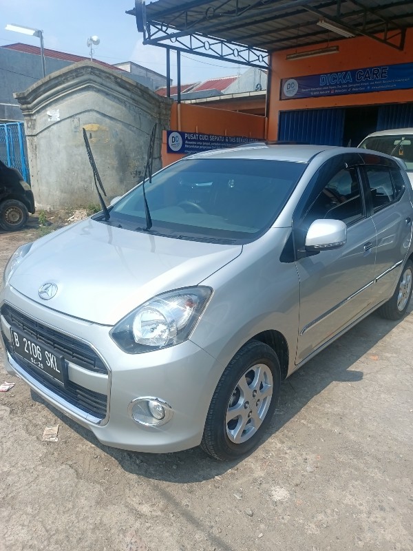 2016 Daihatsu Ayla 