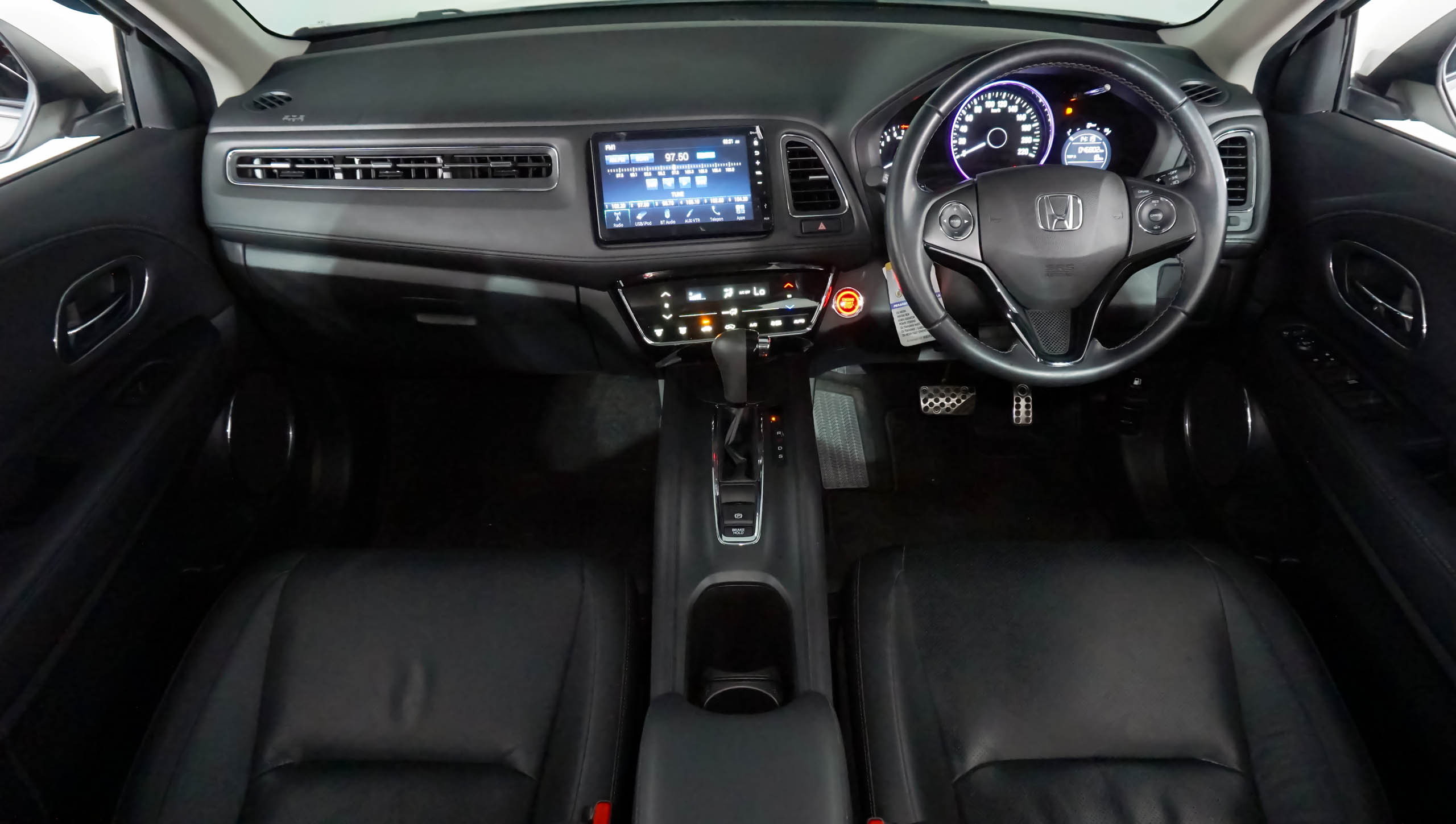 Dijual 2020 Honda HRV 1.5L E CVT 1.5L E CVT Bekas
