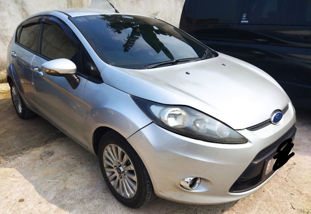 Old 2013 Ford Fiesta Trend 1.5L AT Trend 1.5L AT