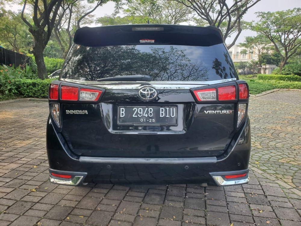 Dijual 2019 Toyota Venturer 2.4 AT 2.4 AT Bekas
