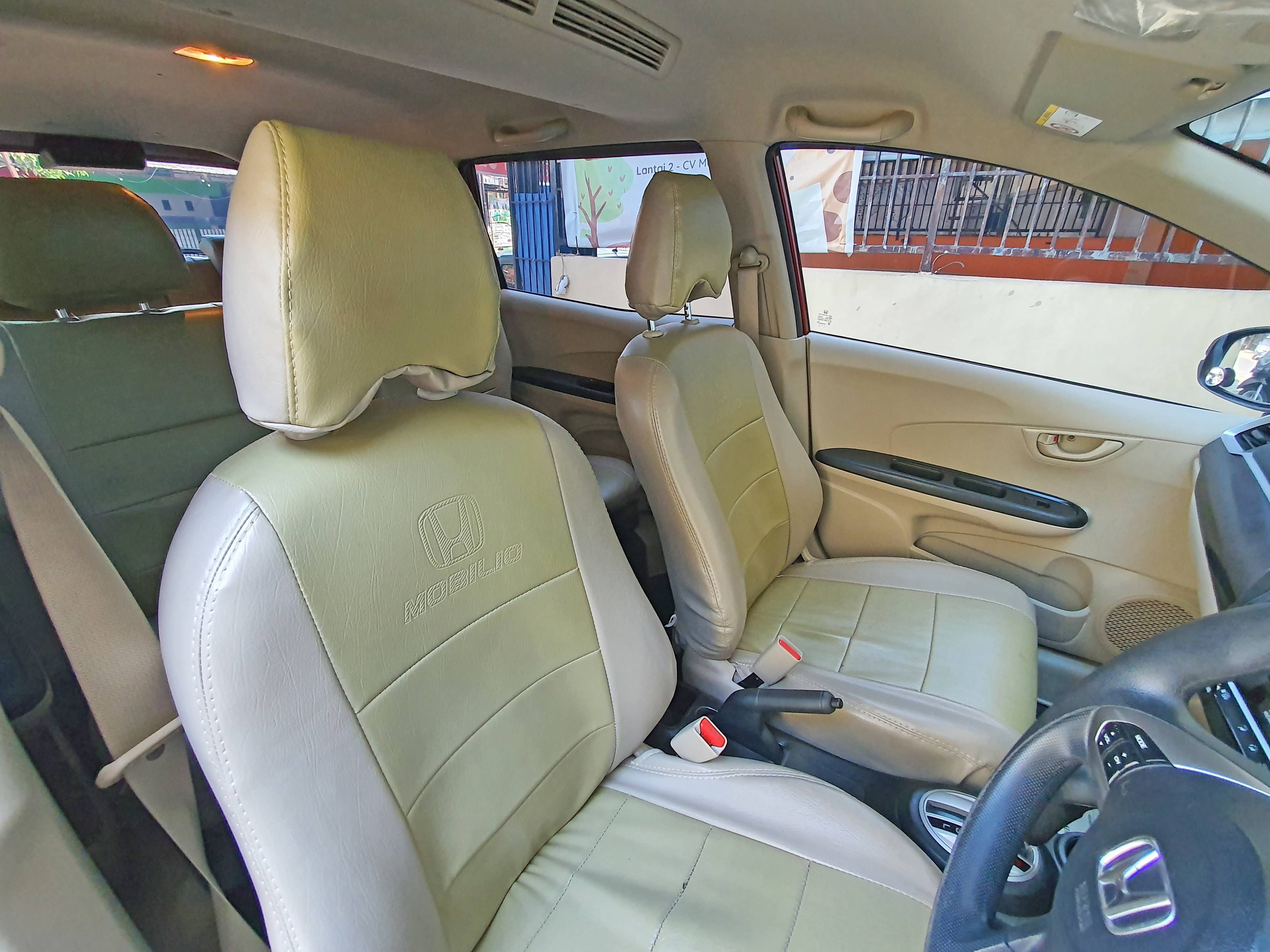 Old 2017 Honda Mobilio E 1.5L AT E 1.5L AT