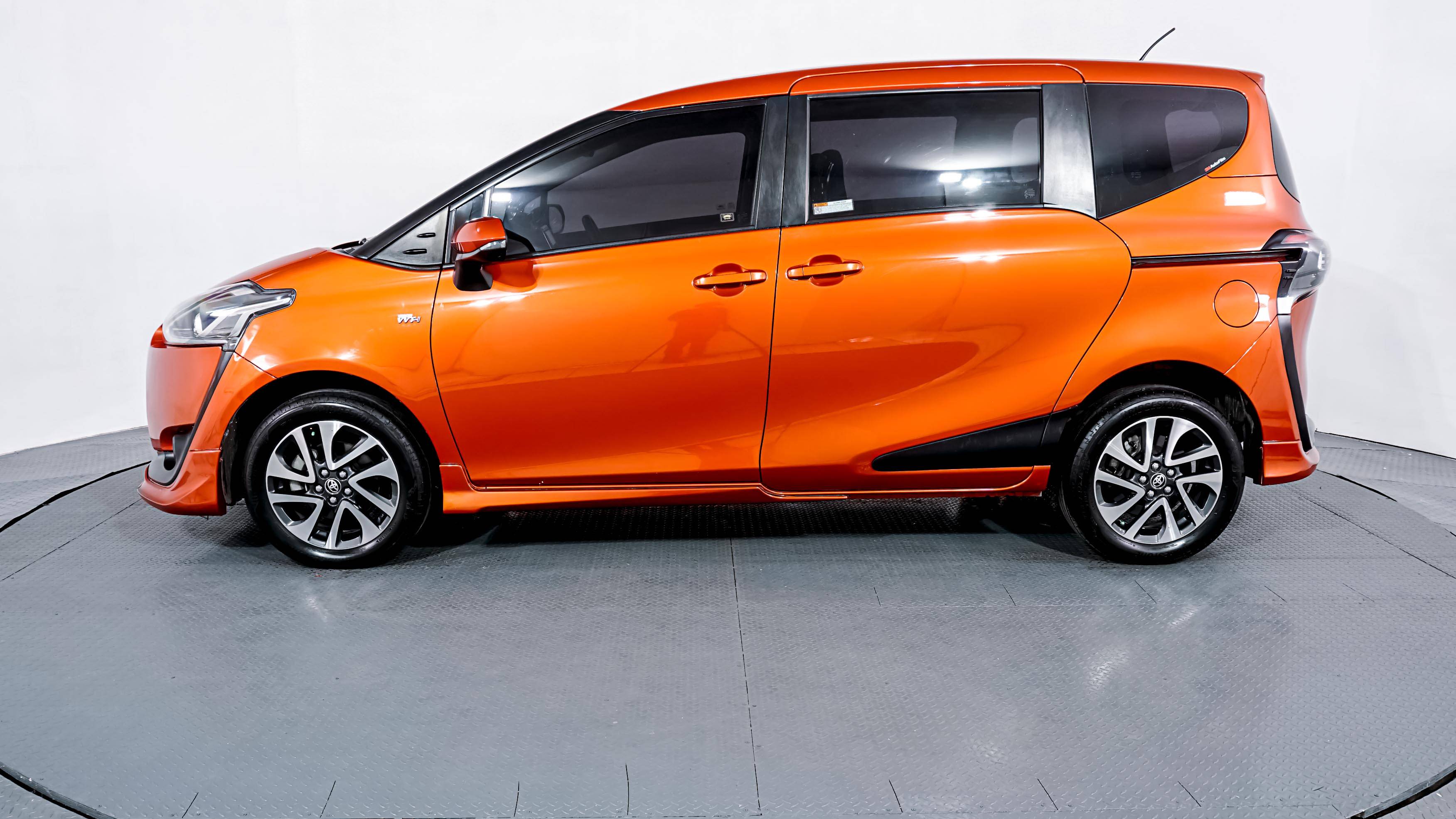 2017 Toyota Sienta 1.5L Q AT 1.5L Q AT tua