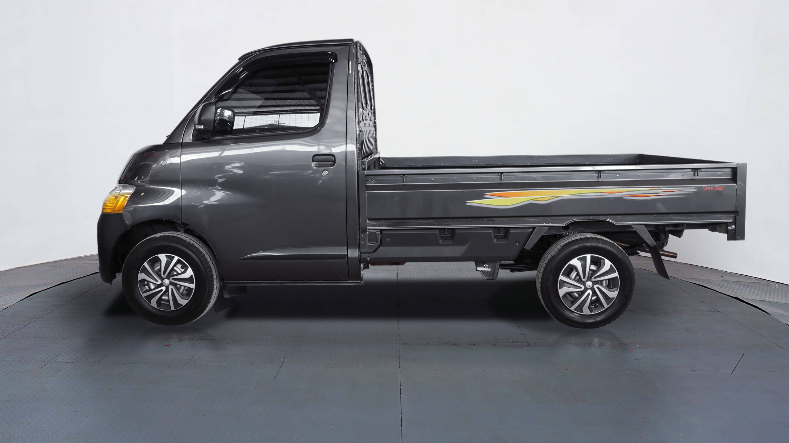 2020 Daihatsu Gran Max PU 1.3 STD 1.3 STD tua