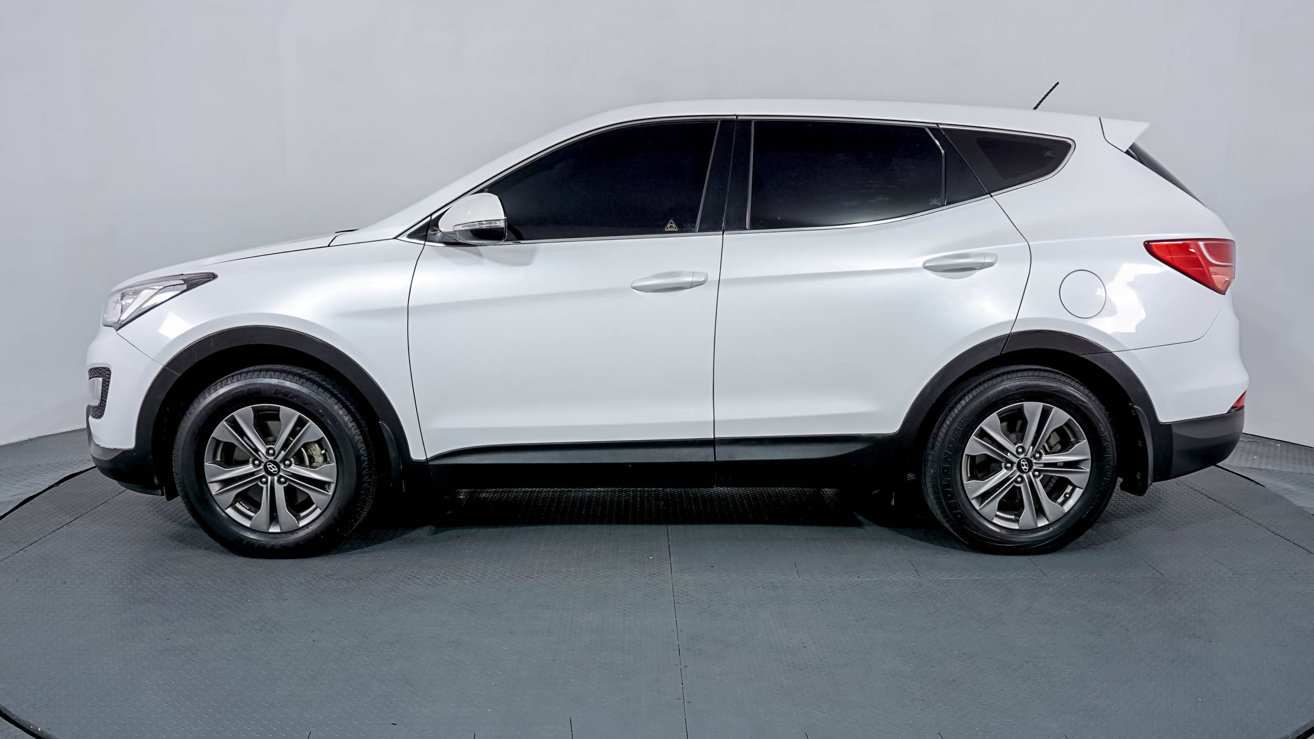 Old 2015 Hyundai Santa Fe  FE FE