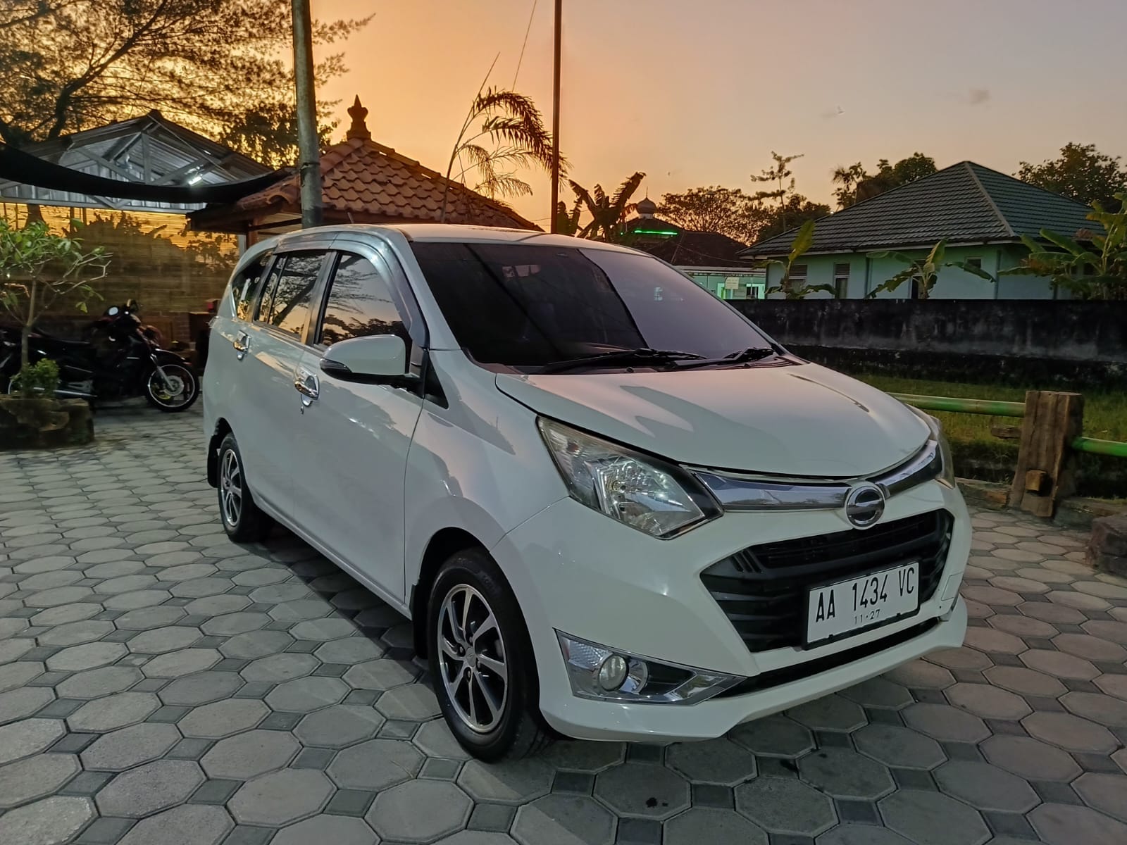 2017 Daihatsu Sigra 2017 Daihatsu Sigra