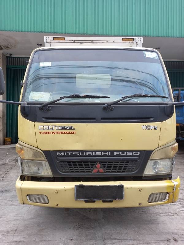 2010 Mitsubishi Colt L 300 SOLAR STD 2 5 BOX L 300 SOLAR STD 2 5 BOX tua