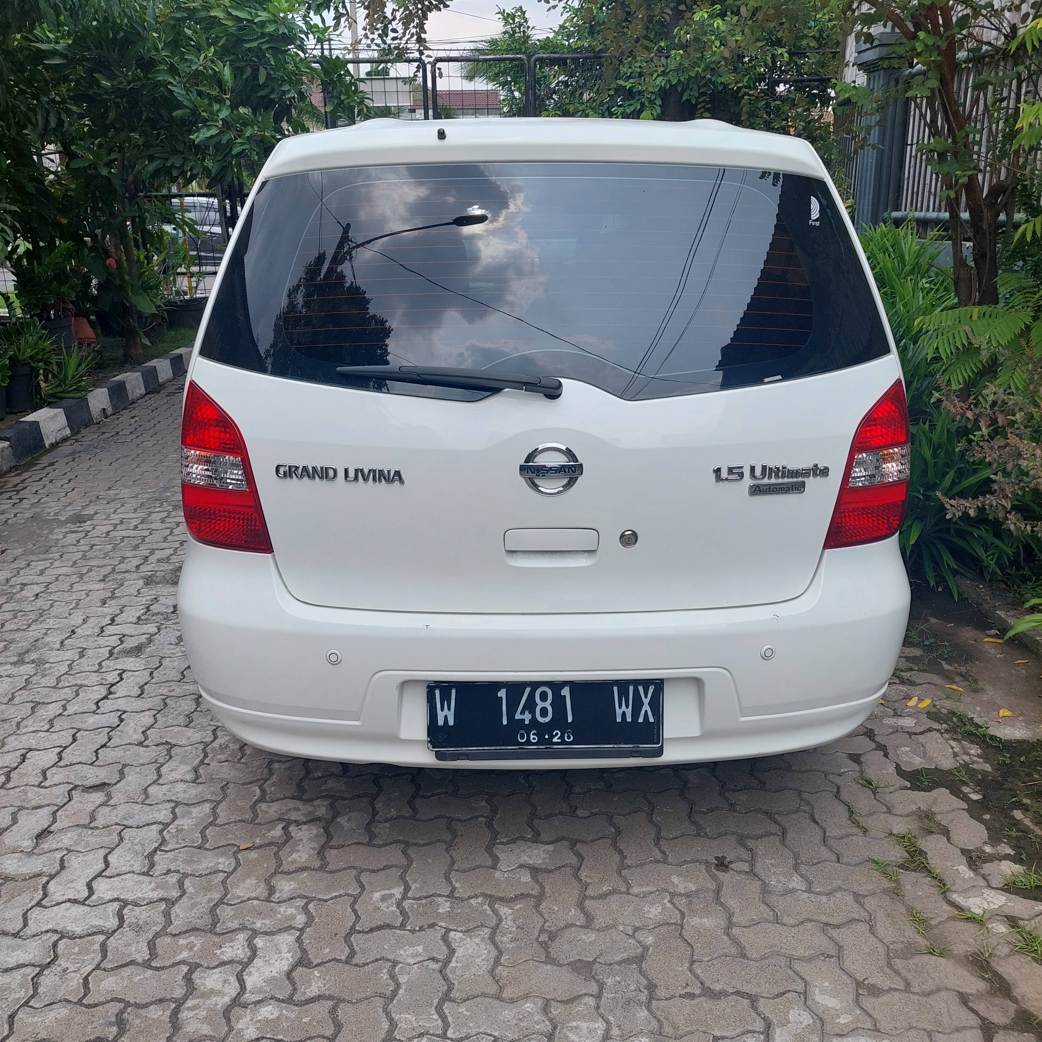 2013 Nissan Grand Livina 1.5 Ultimate AT Bekas 2013 Nissan Grand Livina 1.5 Ultimate AT Bekas