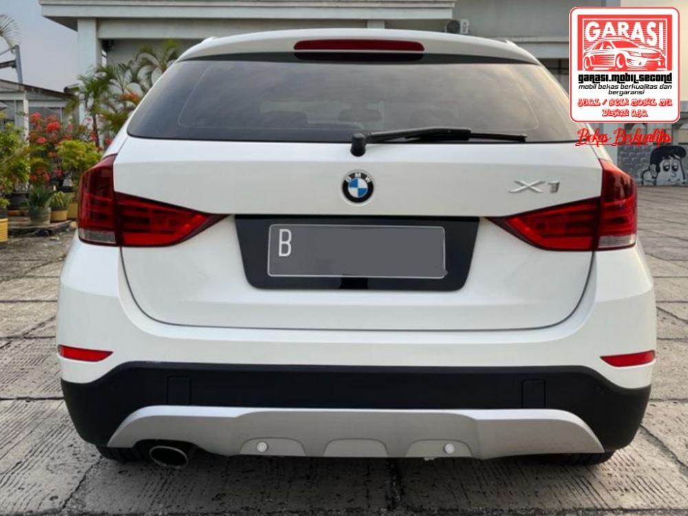 Dijual 2014 BMW X1  X-DRIVE 2.0I A/T X-DRIVE 2.0I A/T Bekas