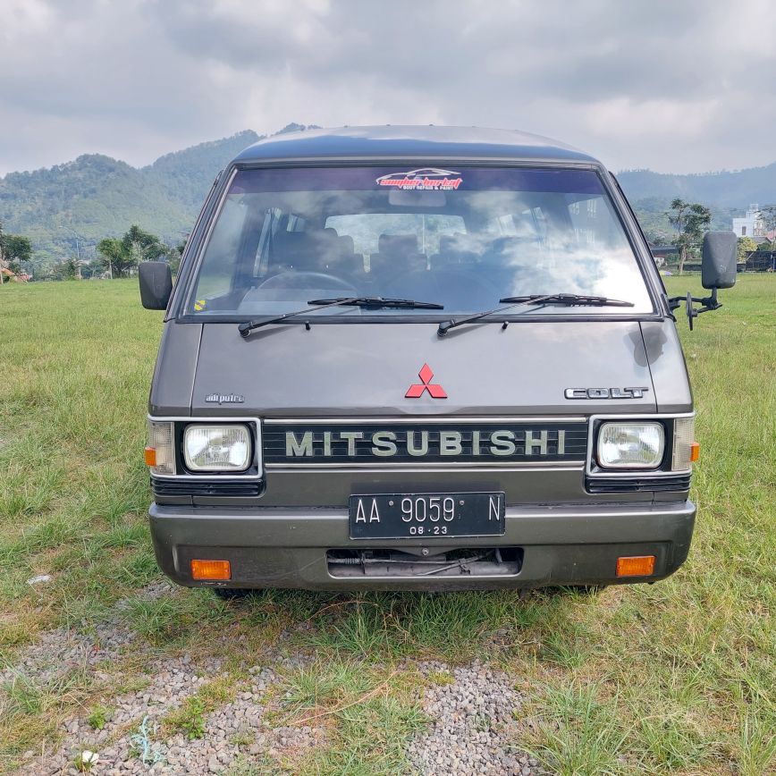 Second Hand 2004 Mitsubishi L300 Second Hand 2004 Mitsubishi L300