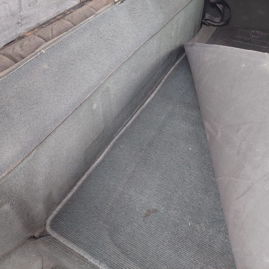 2004 Mitsubishi L300 2004 Mitsubishi L300