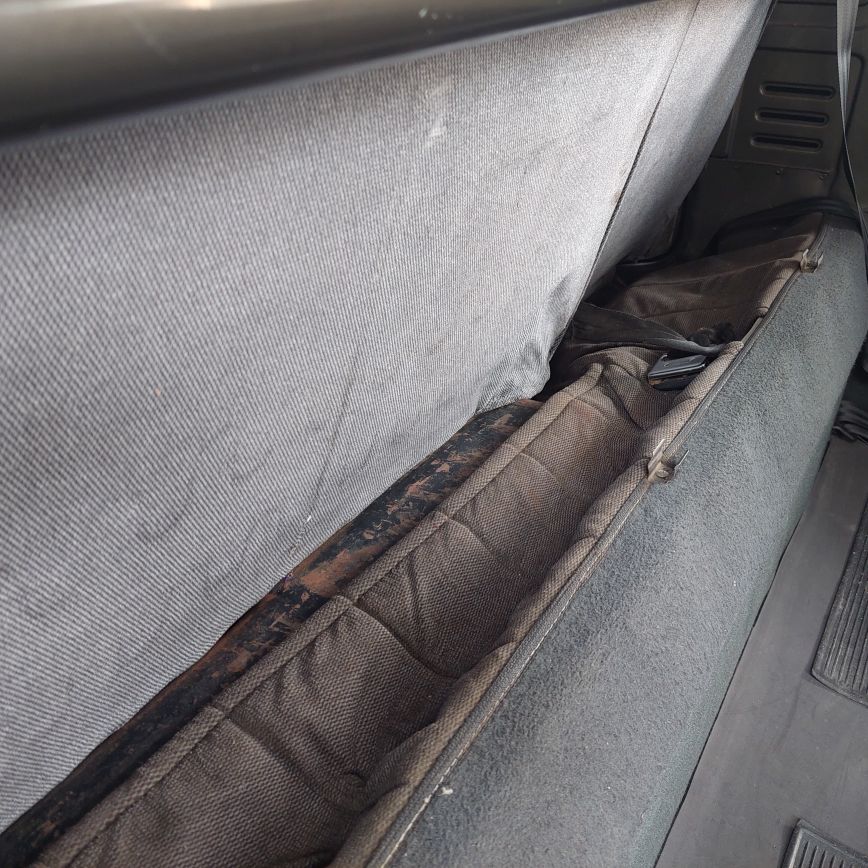 2004 Mitsubishi L300 2004 Mitsubishi L300