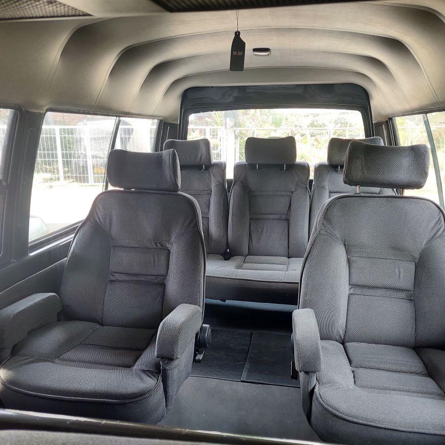 2004 Mitsubishi L300 2004 Mitsubishi L300