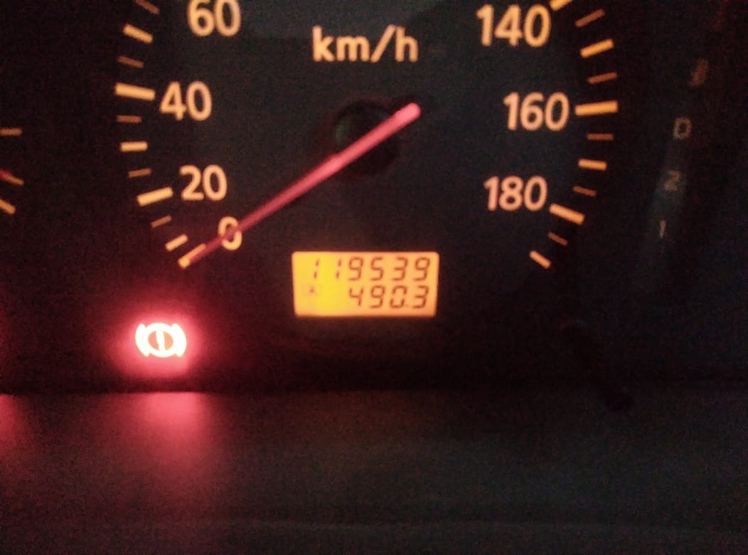 2010 Nissan Serena 2010 Nissan Serena