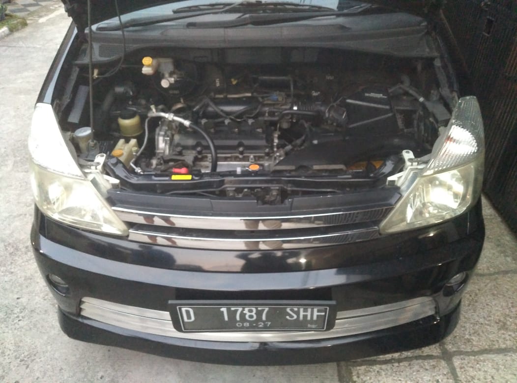 2010 Nissan Serena 2010 Nissan Serena