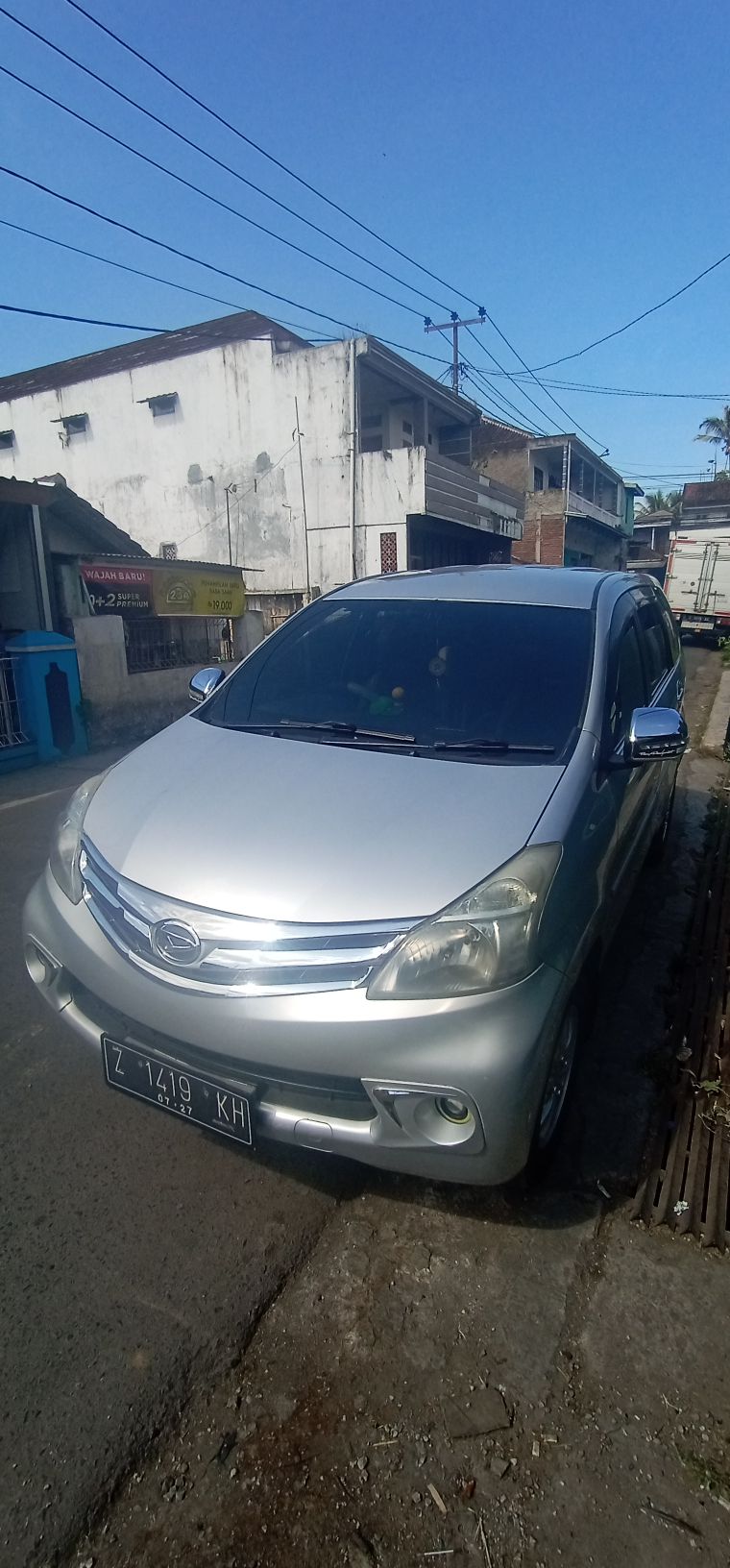 Second Hand 2012 Daihatsu Xenia Second Hand 2012 Daihatsu Xenia