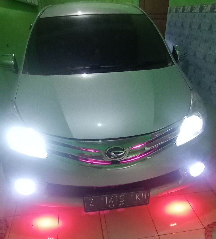 2012 Daihatsu Xenia 1.3 X MT 2012 Daihatsu Xenia 1.3 X MT