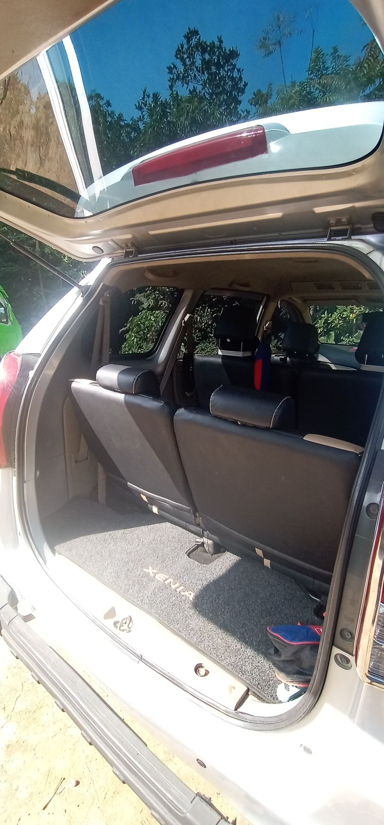 2012 Daihatsu Xenia 1.3 X MT 2012 Daihatsu Xenia 1.3 X MT