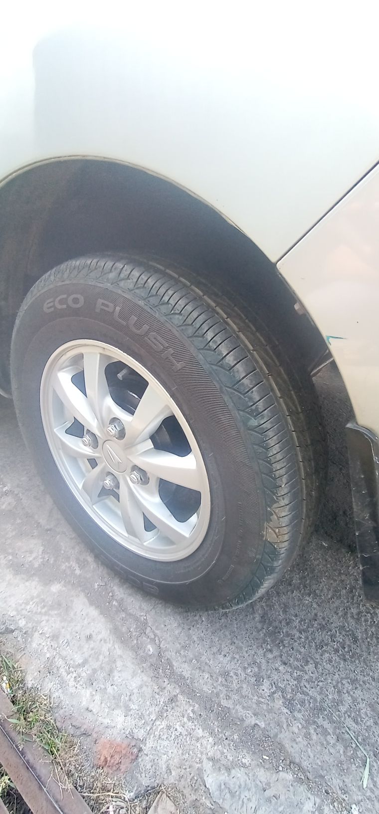 2012 Daihatsu Xenia 1.3 X MT 2012 Daihatsu Xenia 1.3 X MT