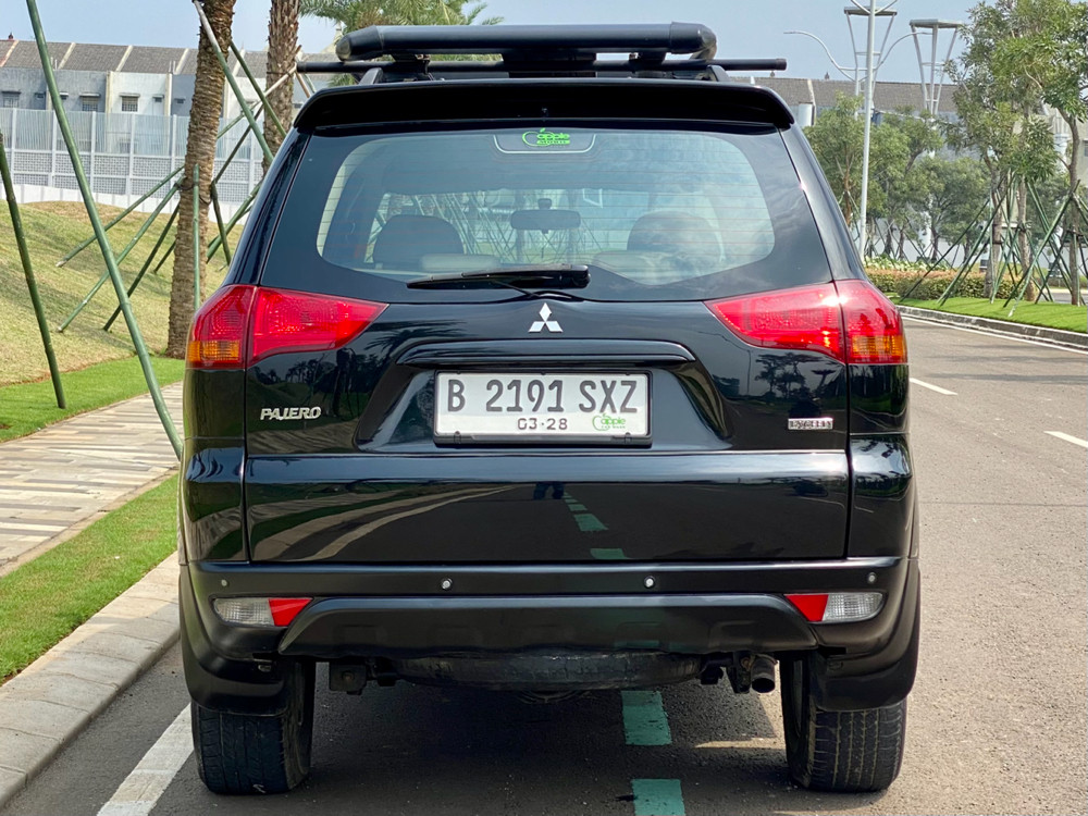 2011 Mitsubishi Pajero 2011 Mitsubishi Pajero