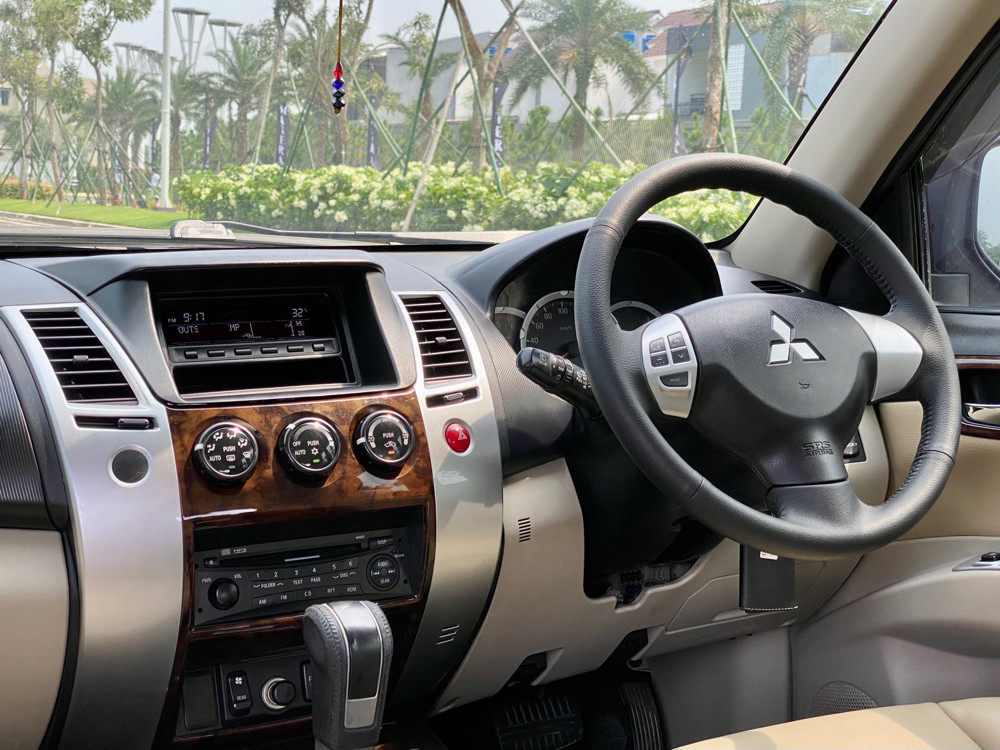 2011 Mitsubishi Pajero 2011 Mitsubishi Pajero