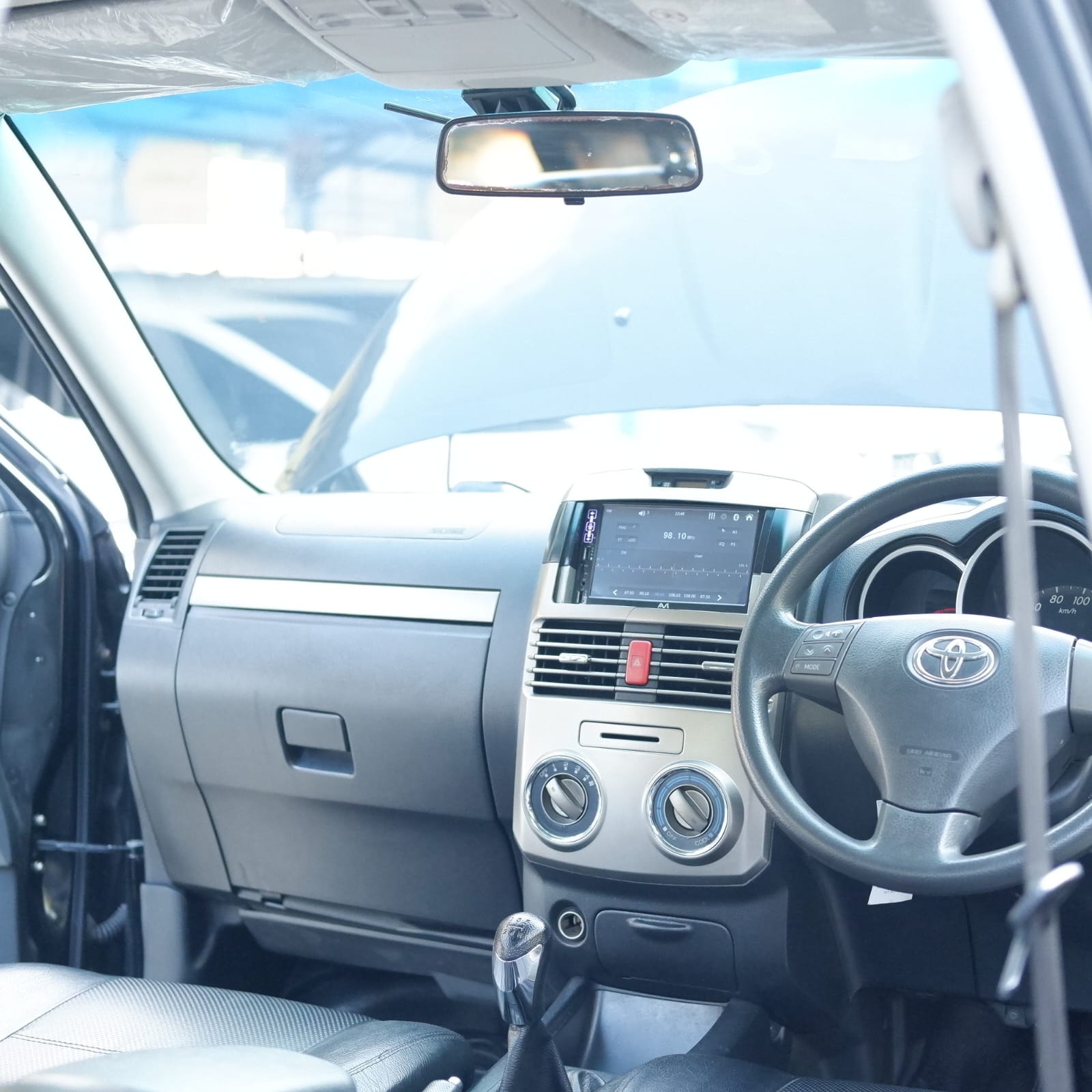 2013 Toyota Rush 2013 Toyota Rush