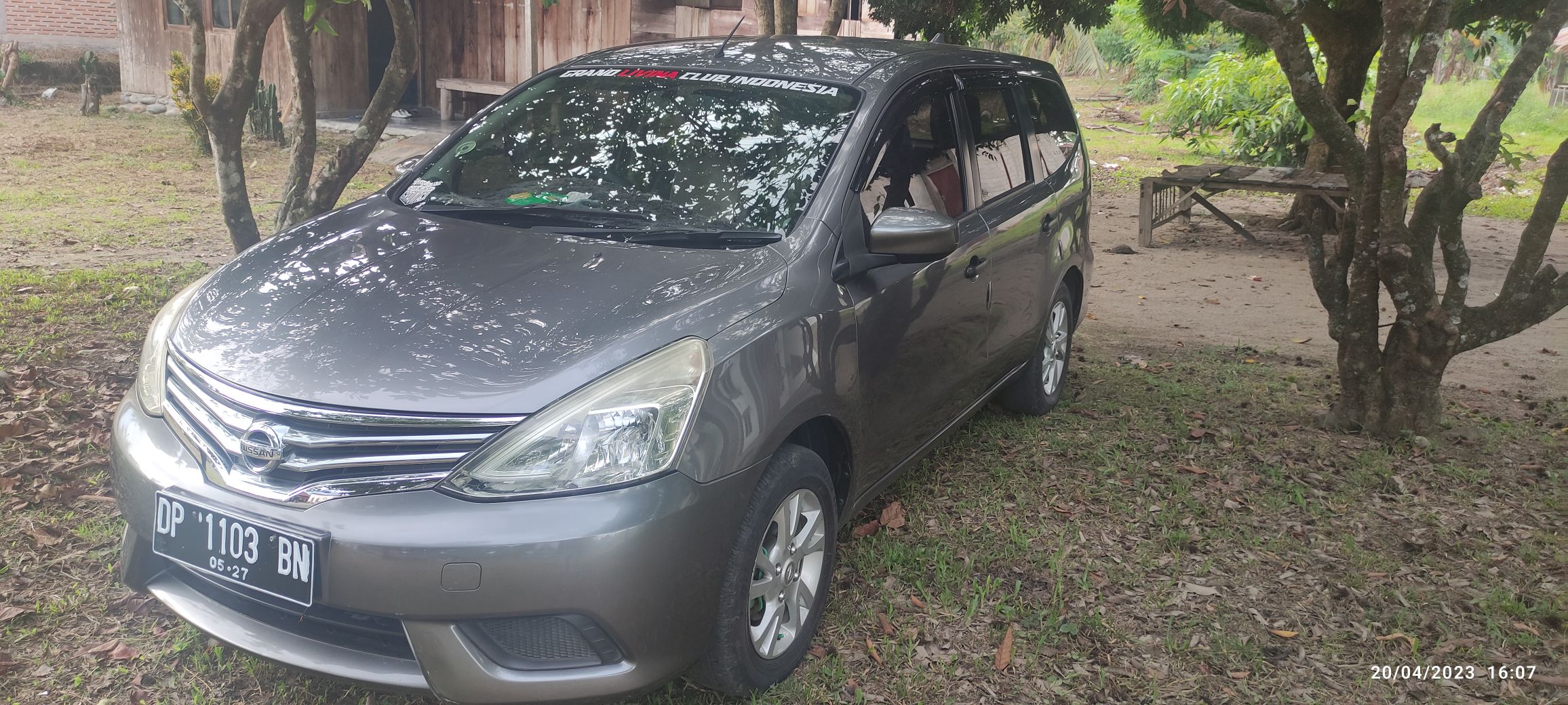 2017 Nissan Grand Livina 2017 Nissan Grand Livina