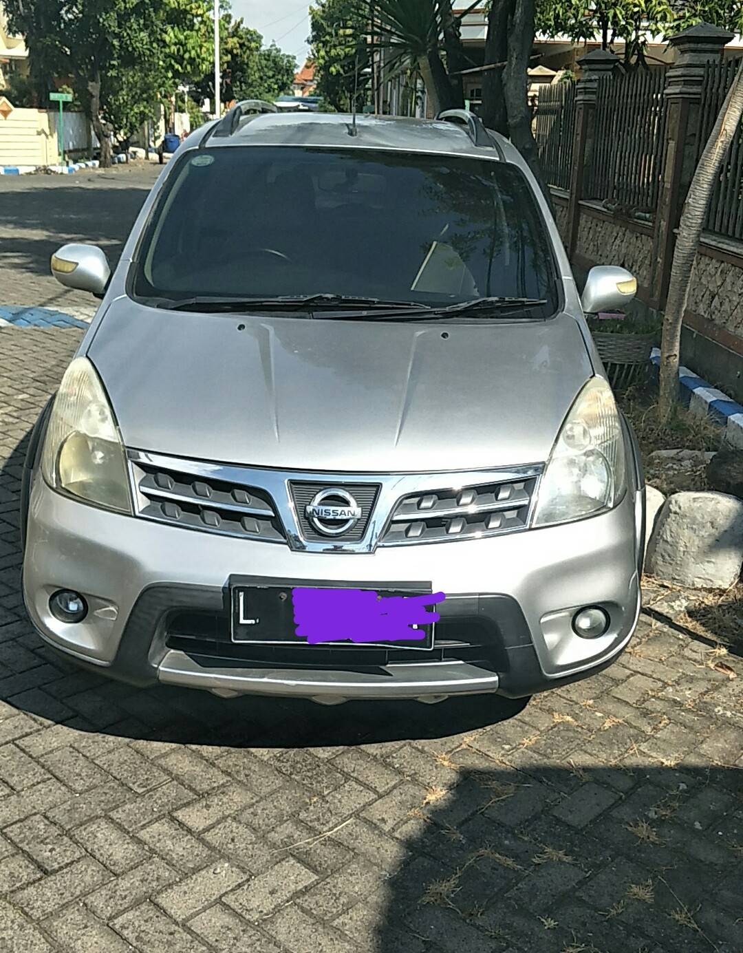 Second Hand 2012 Nissan Livina Second Hand 2012 Nissan Livina