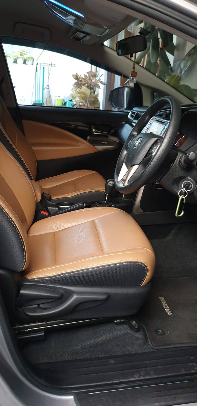 2018 Toyota Kijang Innova REBORN 2.0 V AT LUX 2018 Toyota Kijang Innova REBORN 2.0 V AT LUX