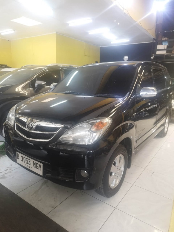 2010 Toyota Avanza 1.3G AT 2010 Toyota Avanza 1.3G AT