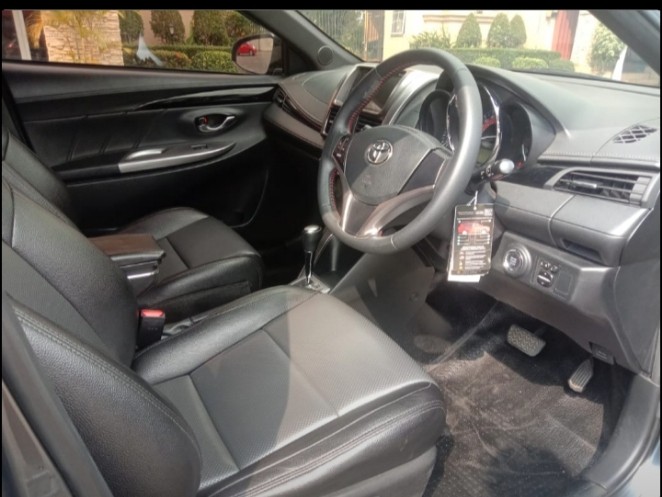 2015 Toyota Yaris 2015 Toyota Yaris