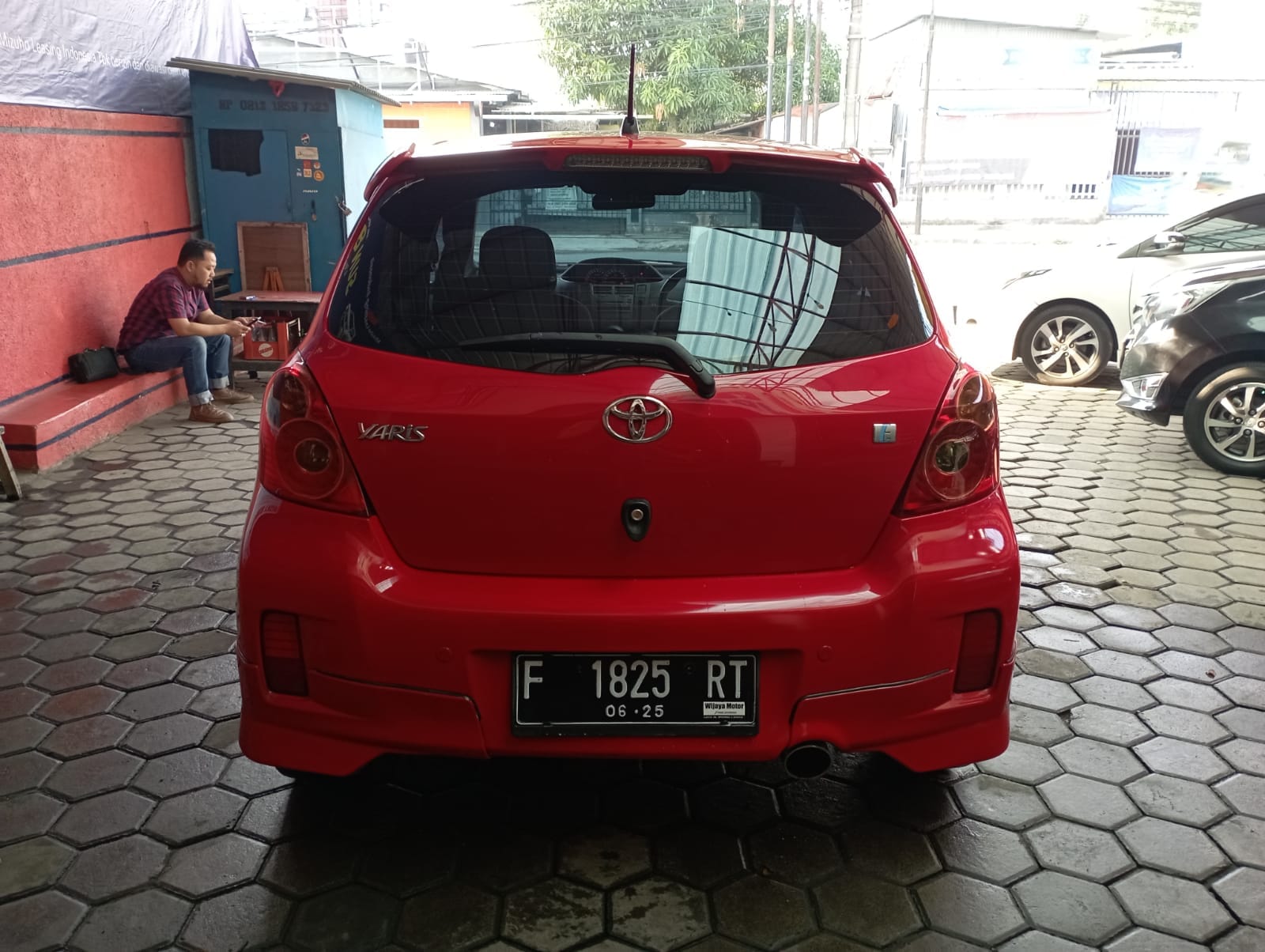 2013 Toyota Yaris 2013 Toyota Yaris