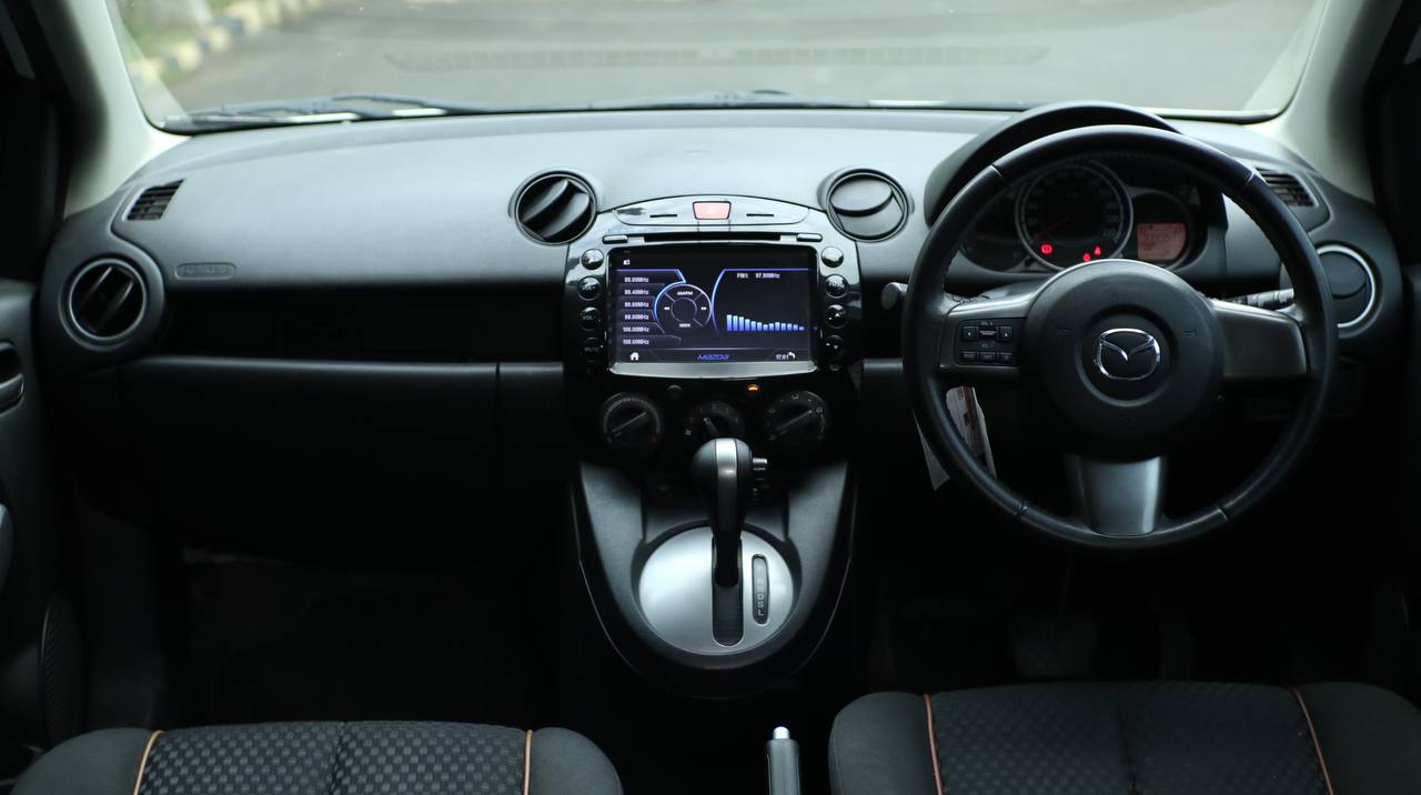 2014 Mazda 2 2014 Mazda 2