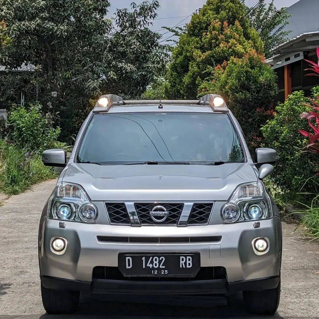 2008 Nissan X-Trail Bekas 2008 Nissan X-Trail Bekas