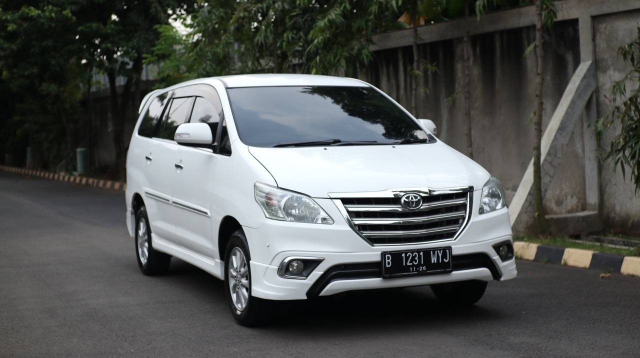 2014 Toyota Kijang Innova 2014 Toyota Kijang Innova