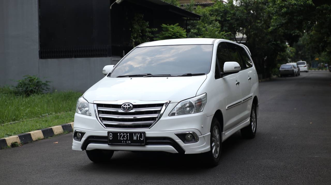 2014 Toyota Kijang Innova 2014 Toyota Kijang Innova